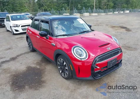 2024 Mini Hardtop Cooper S z USA, uszkodzony, nr VIN WMW53DK01R2U54466